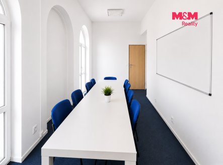 Pronájem obchodní prostory, 108 m²