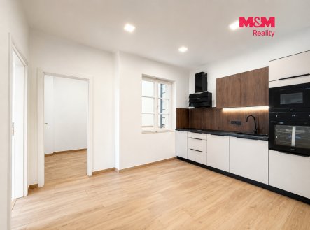 Pronájem bytu, 3+1, 120 m²