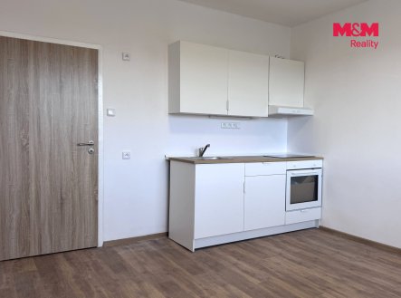 pokoj s kk | Pronájem bytu, 2+kk, 42 m²