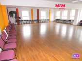 Pronájem obchodní prostory, 335 m²