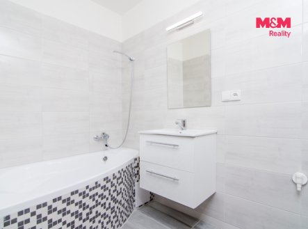 Pronájem bytu, 3+1, 58 m²