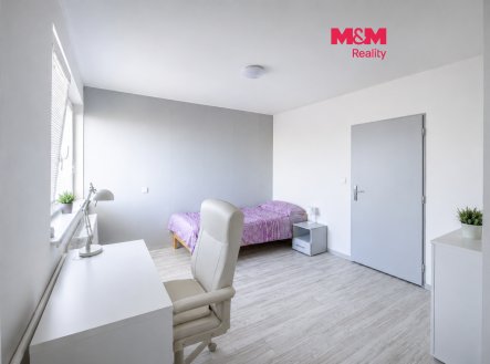 Pronájem bytu, 1+kk, 32 m² obrázek