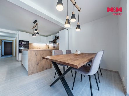 Prodej bytu, 4+kk, 142 m²