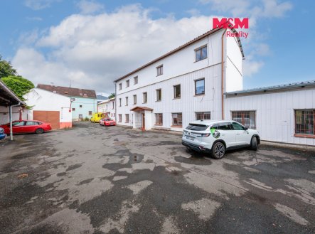 Prodej výrobní prostory, 900 m²