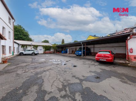 Prodej výrobní prostory, 900 m²
