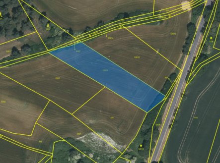 Prodej pozemku, zemědělská půda, 23 877 m²