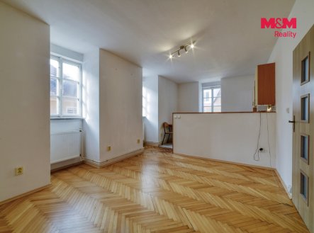 Pronájem bytu, 1+kk, 27 m²