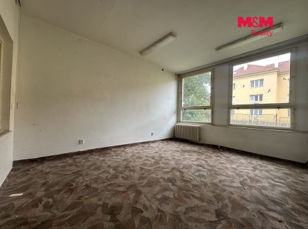 Prodej obchodní prostory, 900 m²