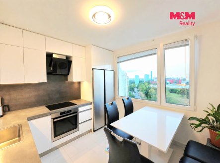 Prodej bytu, 4+1, 71 m²