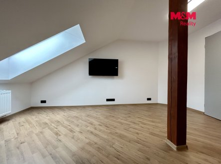 Pronájem bytu, 1+kk, 22 m²