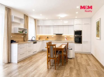 Pronájem domu/vily, 114 m²