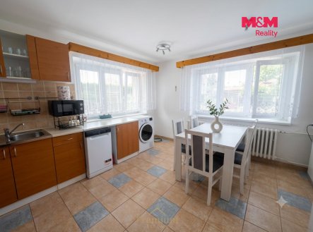 Pronájem bytu, 2+1, 72 m²