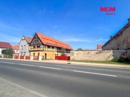 Prodej pozemku pro bydlení, 3 672 m²