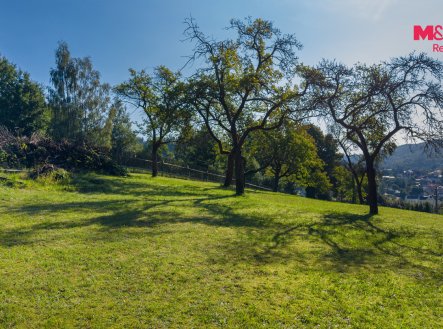 Prodej pozemku pro bydlení, 1 869 m²