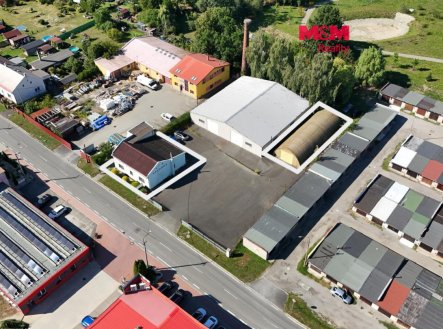 Pronájem obchodní prostory, 349 m²
