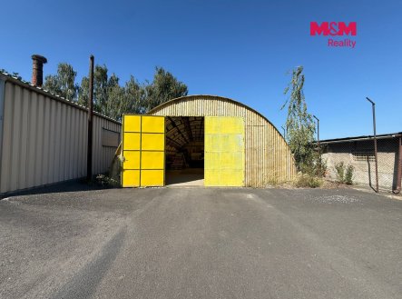Pronájem obchodní prostory, 349 m²