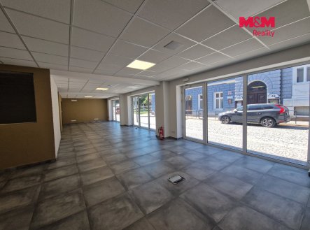 Pronájem obchodní prostory, 139 m²