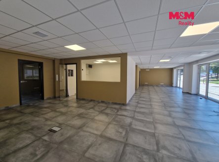 Pronájem obchodní prostory, 139 m²