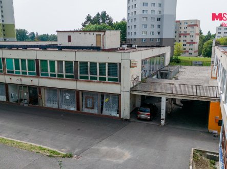 Prodej obchodní prostory, 1 600 m²