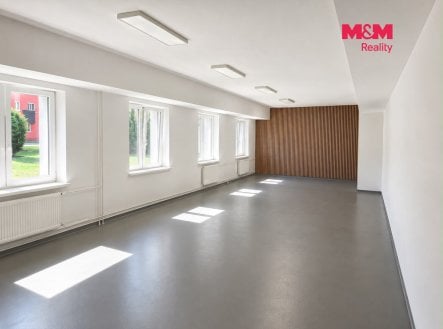 Pronájem obchodní prostory, 181 m²