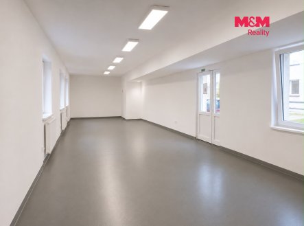 Pronájem obchodní prostory, 181 m²