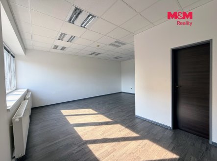 Pronájem kanceláře, 94 m²