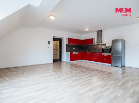 Pronájem bytu, 2+kk, 77 m²