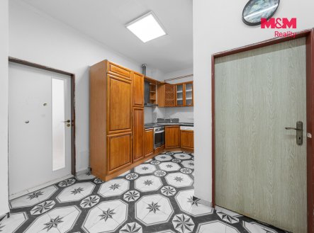 Prodej obchodní prostory, 900 m²