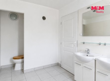 Pronájem výrobní prostory, 350 m²