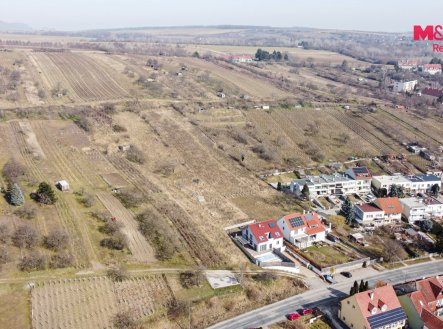 Prodej pozemku pro bydlení, 7 881 m²