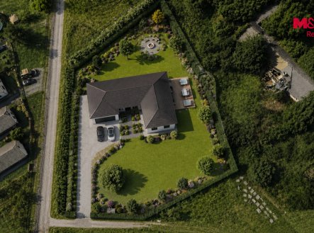 Prodej pozemku pro bydlení, 3 000 m²