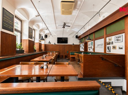 Pronájem restaurace, 194 m²