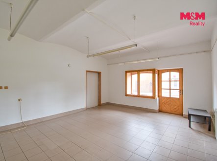 Prodej obchodní prostory, 308 m²