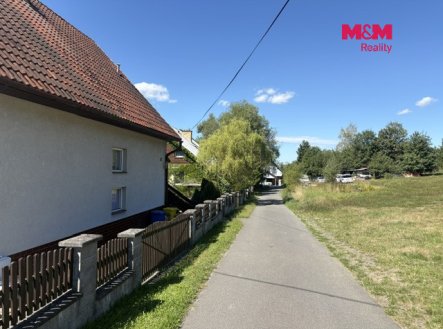 Prodej pozemku pro bydlení, 1 727 m²