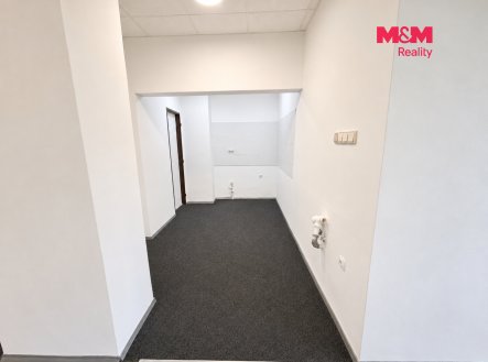 Pronájem obchodní prostory, 93 m²