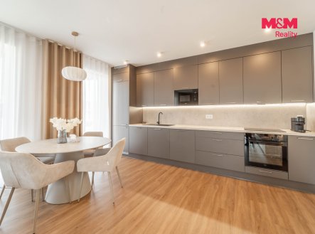 Prodej bytu, 1+kk, 43 m²