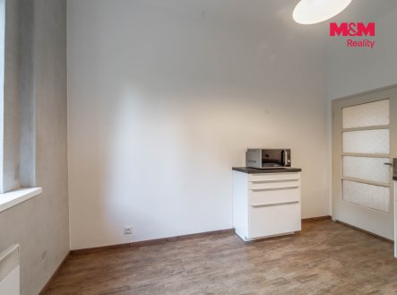 Pronájem bytu, 1+1, 40 m²