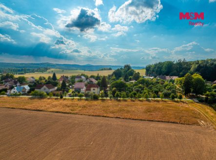 Prodej pozemku pro bydlení, 1 090 m²
