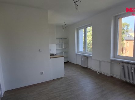 Pronájem bytu, 3+1, 78 m²