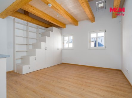 Pronájem bytu, 1+kk, 25 m²