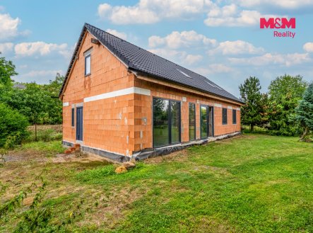 Prodej pozemku pro bydlení, 823 m²