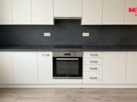 Pronájem bytu, 1+kk, 35 m²