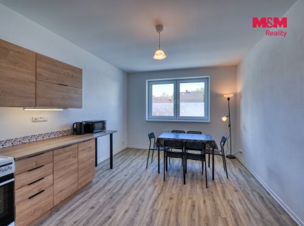 Pronájem domu/vily, 104 m²