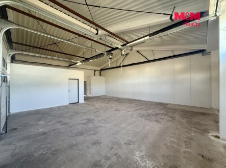 Pronájem skladu, 111 m²