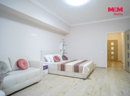 Pronájem bytu, 1+1, 40 m²