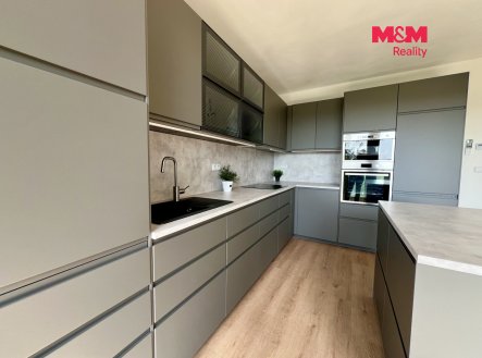 Pronájem bytu, 4+kk, 120 m²