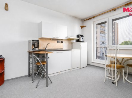 Pronájem bytu, 1+kk, 32 m²
