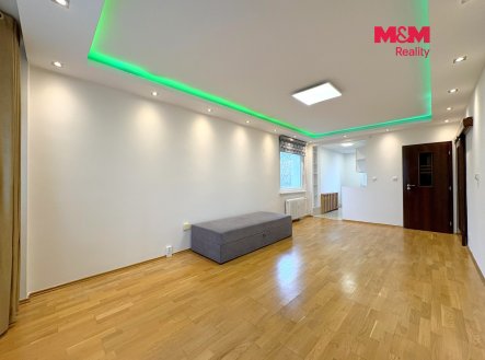 Pronájem bytu, 3+kk, 72 m²