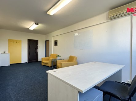 Pronájem kanceláře, 50 m²