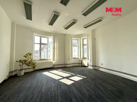 Pronájem kanceláře, 70 m²